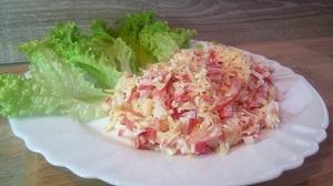 салат из красных морепродуктов